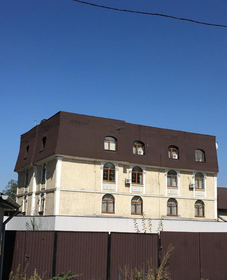 46,2 Karmysova Street Serviced Apartments Almatı Dış mekan fotoğraf